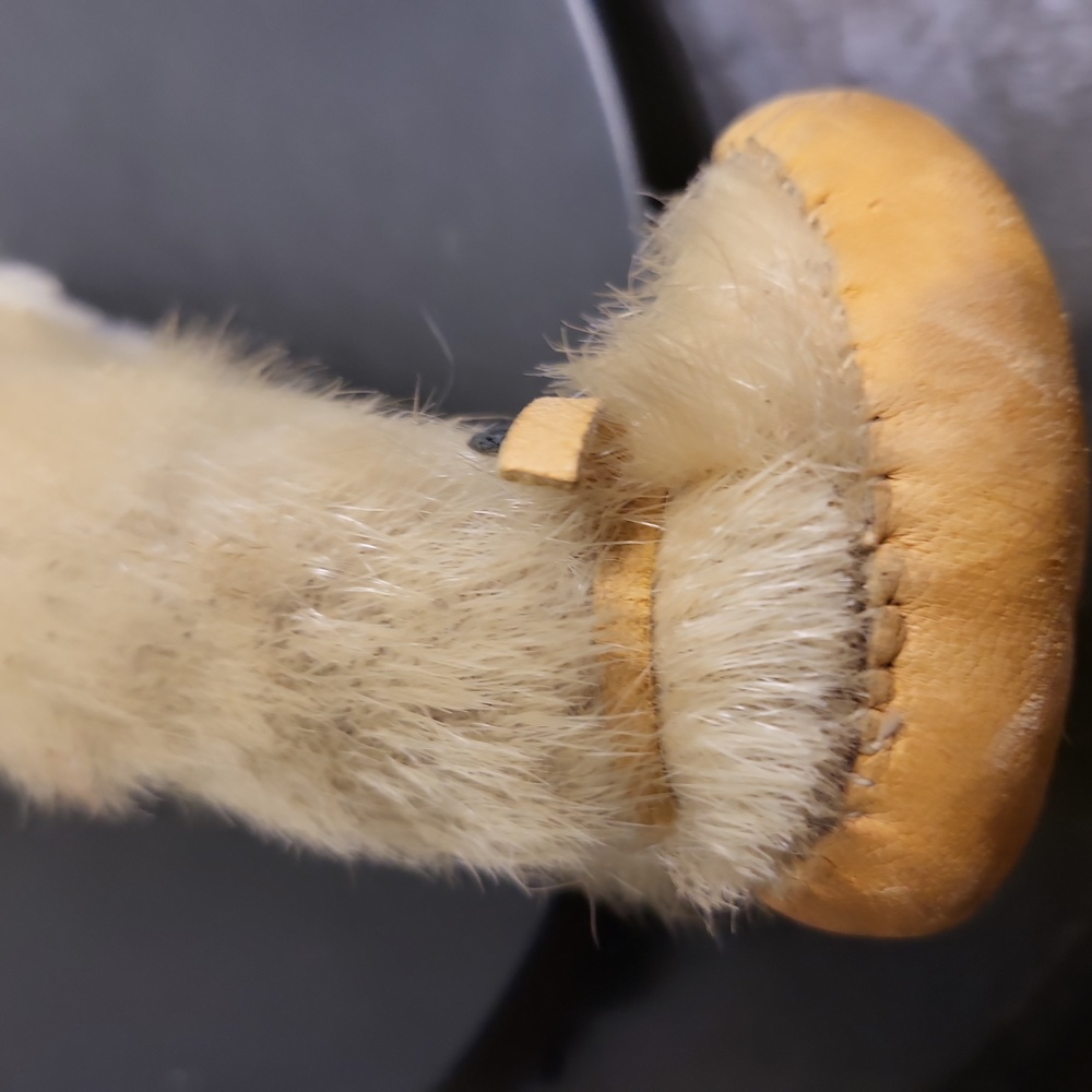 Antique Female ALASKAN YUPIK Doll INUIT Hand Stitched - Picture 10 of 14
